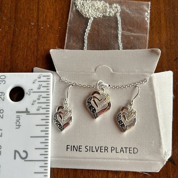 Double Heart Earrings and Necklace Set. Fine Silver Plated. New on card #121 - Picture 3 of 5
